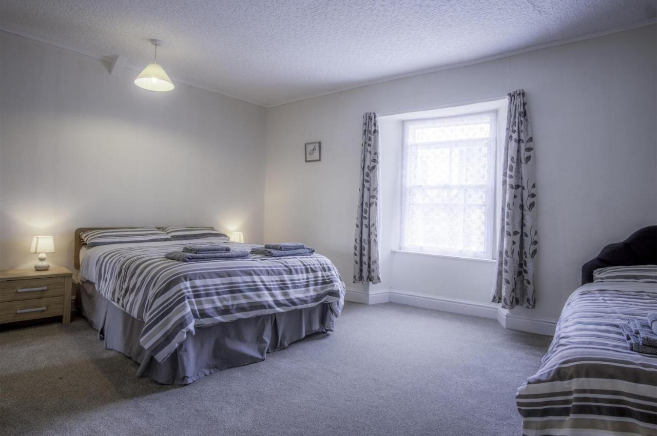 Dragons Den - 2 Bedroom Apartment - Tenby Εξωτερικό φωτογραφία